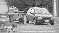  ??  ?? Deceso. En su auto murió Alejandro, apenas a los 56 años de vida.