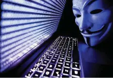  ?? IMAGO ?? Das Hackerkoll­ektiv Anonymous bekämpft Russland.