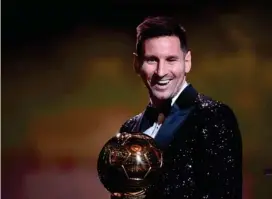  ?? AFP ?? Por dicha Messi tiene un chozón para acomodar tanto premio.