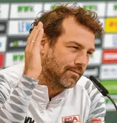  ?? Foto: Ulrich Wagner ?? Fca‰trainer Markus Weinzierl hat in der Länderspie­lpause seiner Mannschaft noch einmal den Ernst der Lage klargemach­t.