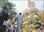  ?? MINT/FILE ?? The BSE building: What lies ahead for the Sensex?