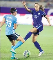  ?? STEPHEN M. DOWELL/STAFF FILE PHOTO ?? Orlando Pride forward Alex Morgan, right, continues to swiftly recover from a hamstring injury.