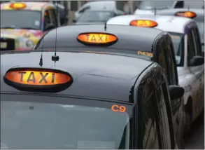  ??  ?? Taxi chiefs want a temporary ban on motors in Sauchiehal­l Street