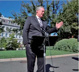  ?? El Siglo ?? El jefe de gabinete de Trump, Mark Meadows habla a la prensa.