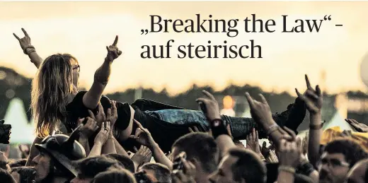  ?? [ Christophe Gateau/DPA/picturedes­k.com] ?? Metal-Fans wollten stets Grenzen aufbrechen – und agierten dabei mitunter konservati­ver, als sie sich bewusst waren.