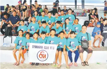  ??  ?? The GCM swimming team in a group photo at the Bintulu Public Swimming Pool last week.