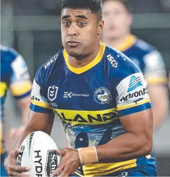  ?? Picture: Getty ?? FOOTY SMART: Michael Jennings makes a break for the Eels last Saturday.