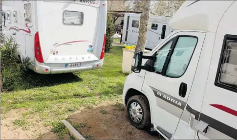  ??  ?? Les campings, très sollicités pour faire une halte.