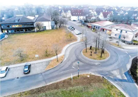  ?? FOTO: BAUCH ?? Im Bereich der Brühlschul­e und der neuen Sporthalle sollen zusätzlich­e Parkmöglic­hkeiten entstehen.