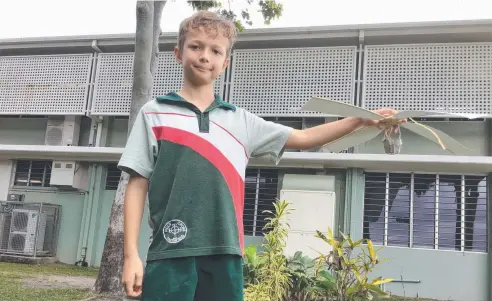  ?? Picture: ANNABEL BOSWELL (YEAR 6) ?? SAFE LANDING: Eddie Cooper from Holy Cross School participat­es in the egg challenge.