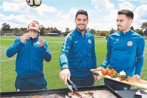  ?? Picture: NICOLE GARMSTON ?? PREPARED: City’s South American trio Fernando Brandan, Bruno Fornaroli and Anthony Caceres cook up a game plan.