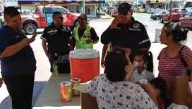  ?? CORTESÍA ?? En ciudades como Nuevo Laredo instalaron puntos de hidratació­n.