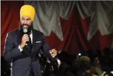  ?? NATHAN DENETTE/THE CANADIAN PRESS ?? MPP Jagmeet Singh talks to supporters Monday in Brampton.