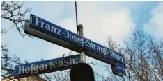  ?? Foto: Josef Schmid ?? Der Franz-Josef-Strauß-Ring gilt als historisch belastet. Der Stadtrat berät, wie er mit solchen Fällen umgehen will.