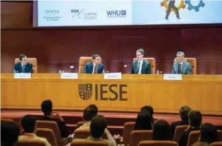  ??  ?? De izquierda a derecha: Eduard Calvo (profesor de IESE), Franz Heukamp (director general del IESE Business School) , Francesc Rubiralta (presidente del Grupo Celsa), Ramón Pastor (Vicepresid­ente de HP y Director General del Centro de HP Barcelona y del negocio mundial de impresión 3D de la compañía)