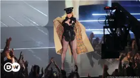 ??  ?? Madonna's outfit caused a sensation on social media
