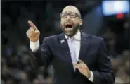  ?? THE ASSOCIATED PRESS ?? In this file photo, Memphis Grizzlies head coach David Fizdale directs his players during the first half of Game 5in a first-round NBA basketball playoff series against the San Antonio Spurs in San Antonio.