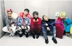  ??  ?? BigBang sind bekannt für extravagan­te Looks ...