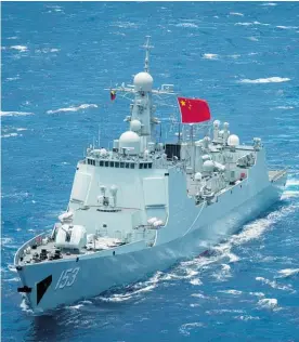 ??  ?? Chinese Navy guided-missile destroyer Xian was one of 40 ships and submarines from 13 partner nations participat­ing in Rim of the Pacific 2016.