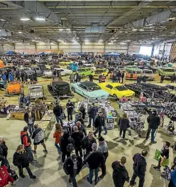  ?? PHOTO: DAVID UNWIN/STUFF ?? The hot rod swap meet at Manfeild, Feilding, was a huge success, with numbers up from last year.