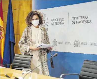  ?? A. PÉREZ MECA / EUROPA PRESS ?? La ministra de Hacienda, María Jesús Montero, el pasado viernes. ((