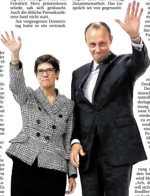  ?? AP-BILD: SOHN ?? Im DoCCelCack­S CDU-CheT?n Annegret KramC-KarrenLaue­r und ?hr unterlegen­er Konkurrent Fr?edr?ch MerF