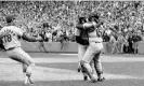  ?? Photograph: Anonymous/AP ?? Tim McCarver and Bob Gibson celebrate their 1967 World Series victory.