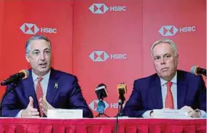  ?? ARIFFIN PIC BY MOHD YUSNI ?? HSBC Malaysia chief executive officer Stuart Milne (left) and country head of commercial banking Andrew Sill at a press conference to announce the results of HSBC’s ‘Navigator: Now, next and how’ global survey in Kuala Lumpur yesterday.