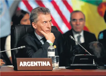  ?? ANDRES STAPFF/REUTERS–14/4/2018 ?? Desconfian­ça. A classe média, principal eleitora de Macri, ficou preocupada com medidas de austeridad­e tomadas por ele