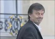  ?? (Photo AFP) ?? Les Français ne semblent pas tenir grief à Nicolas Hulot des accusation­s portées contre lui.