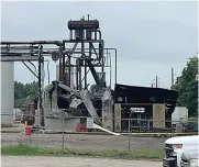  ?? Staff photo by Lori Dunn ?? Two Tyson workers were injured when the company’s boiler room
exploded early Thursday morning in Nashville, Arkansas. The
fire, which is under investigat­ion, was limited to the detached building so the main section of the plant was not
impacted.