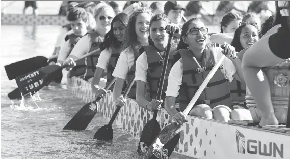  ?? JASON KRYK ?? Participan­ts get set to race at the 15th annual Windsor Essex Dragon Boat Festival for the Cure at Sandpoint Beach on Sunday.