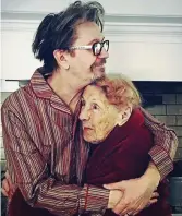  ??  ?? Hug: Oldman with mum Kathleen