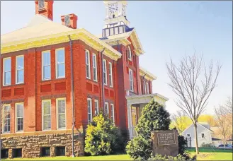  ?? Cassandra Day / Hearst Connecticu­t Media file photo ?? The Portland Town Hall. Andrea Alfano, the former vice chairwoman of the Board of Education, has agreed to run for the Board of Selectmen in the November election.