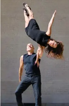  ?? ZHENYA CERNEACOV ?? X-ODUS choreograp­her Allen Kaeja and his wife and co-artistic director Karen Kaeja show their signature “elevation” style.