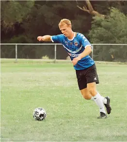  ?? ?? Gippsland’s senior set piece taker Jobie Heusmann looked threatenin­g all day, but couldn’t quite get past Mazenod’s defenders during his team’s 1-2 loss.