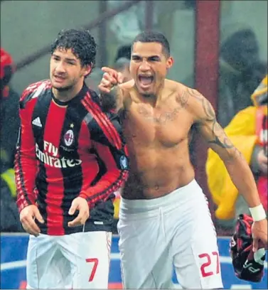  ??  ?? BUENOS AMIGOS. Pato forjó una gran relación con Boateng en el Milán.