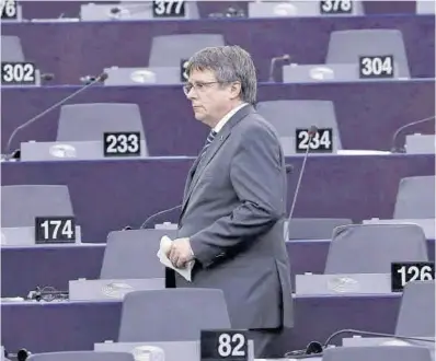  ?? Julien Warnand / Efe ?? Carles Puigdemont, en el Parlamento Europeo, en Estrasburg­o, el pasado mayo.