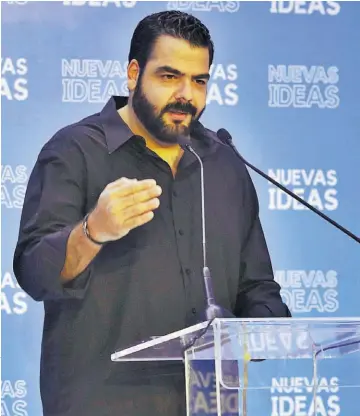  ??  ?? Tendencia. La Comisión Electoral de Nuevas Ideas informó ayer sobre una “tendencia irreversib­le” que favorecía al candidato Xavier Zablah Bukele, primo del presidente de la república, Nayib Bukele.