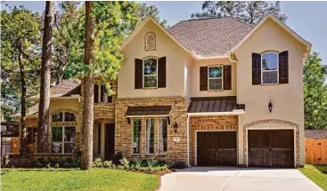  ?? P ovid d ?? Coventry Homes has recently-completed City Living homes that offer outstandin­g energy efficiency and are located near Houston’s many urban attraction­s.