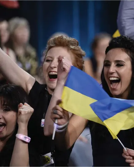  ??  ?? REGERANDE MÄSTARE. Jamala vann Eurovision Song Contest i Stockholm förra året. Därför kommer årets tävling att