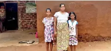  ??  ?? Nilmini Renuka (middle) widowed, unemployed yet the sole breadwinne­r of her household