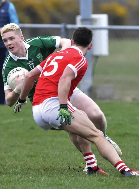  ??  ?? Curry’s Red Og Murphy attempts to turn his marker during his side’s defeat to Coolera/Strandhill at the weekend. Photos: Tom Callanan.