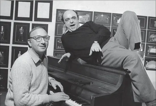  ?? Photograph­s by Associated Press ?? PLAYWRIGHT NEIL SIMON, left, and actor James Coco circa 1981 in New York for the announceme­nt of the Broadway-bound musical comedy “Little Me.”