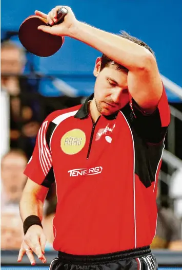  ?? Foto: Alexander Kaya ?? So ein Marathonma­tch schlaucht auch einen Weltklasse­mann wie Timo Boll. Der deutsche Vorzeigesp­ieler nimmt demnächst an einem Turnier mit Zeitbegren­zung teil. TURNEN TISCHTENNI­S