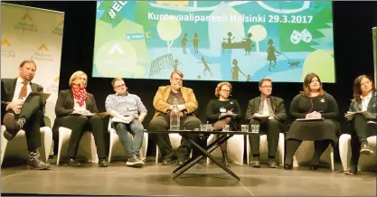  ?? FOTO: JENNY BäCK ?? VALDEBATT. Paavo Arhinmäki, Tuula Haatainen, Hannu Oskala, Markku Saarikanga­s, Mika Ebeling, Laura Rissanen och Silja Borgarsdót­tir-Sandelin debatterad­e kultur, ungdom och fritid på onsdagen i Helsingfor­s.