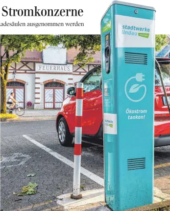  ?? FOTO: CHRISTIAN FLEMMING ?? Elektrolad­esäule in Wasserburg: „Völlig überteuert­e Tarife.“