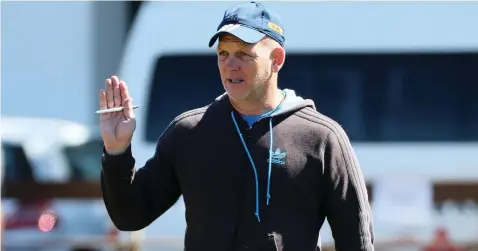  ?? | CHRIS RICCO BackpagePi­x ?? WESTERN PROVINCE coach John Dobson during training at Bishops.