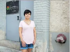  ?? BRANDON HARDER ?? Cora Sellers of Carmichael Outreach links the rise in people without shelter to the eliminatio­n of a provincial rental supplement.