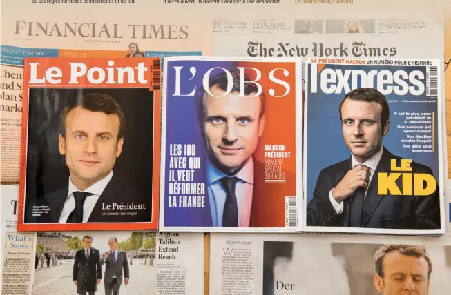  ??  ?? Photo ci-dessous : Alors que certains le considérai­ent comme le « chouchou » des médias au cours de la campagne présidenti­elle, le président français Emmanuel Macron est aujourd’hui critiqué par les médias, qui l’accusent de verrouille­r sa...